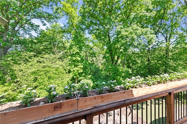 616 NW 42nd Terrace, Kansas City, MO 64116