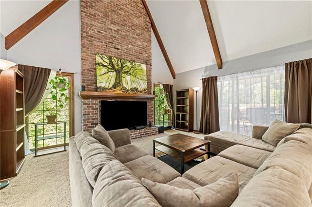 616 NW 42nd Terrace, Kansas City, MO 64116