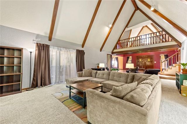 616 NW 42nd Terrace, Kansas City, MO 64116