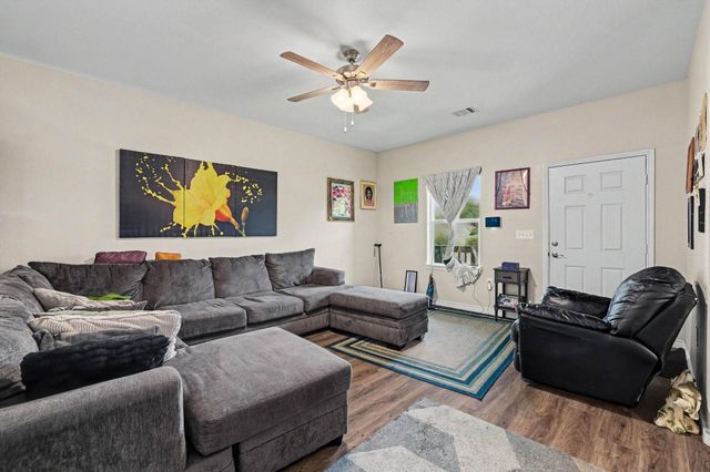 2902 Skelton Drive, Houston, TX 77067