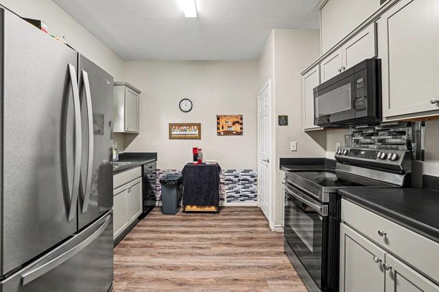 2902 Skelton Drive, Houston, TX 77067