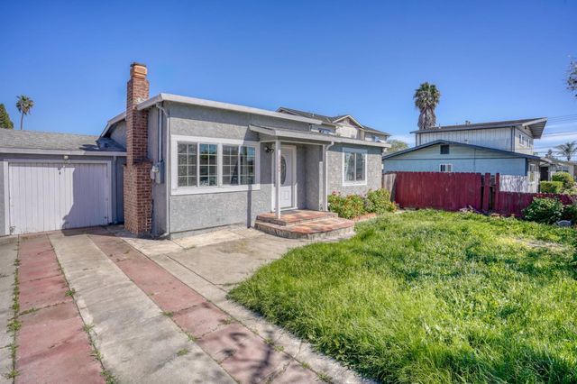 37266 Spruce Street, Newark, CA 94560
