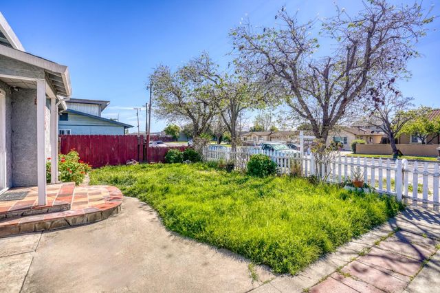 37266 Spruce Street, Newark, CA 94560