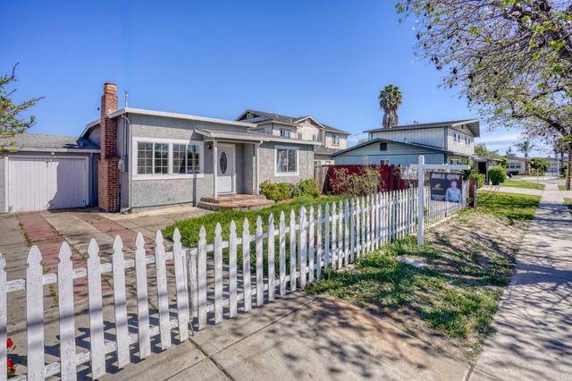 37266 Spruce Street, Newark, CA 94560