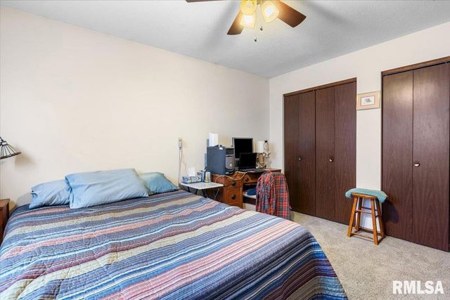 1001 S 1ST Street, Springfield, IL 62704