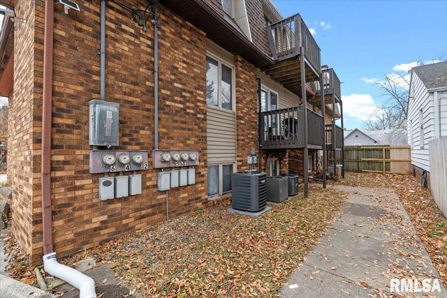 1001 S 1ST Street, Springfield, IL 62704