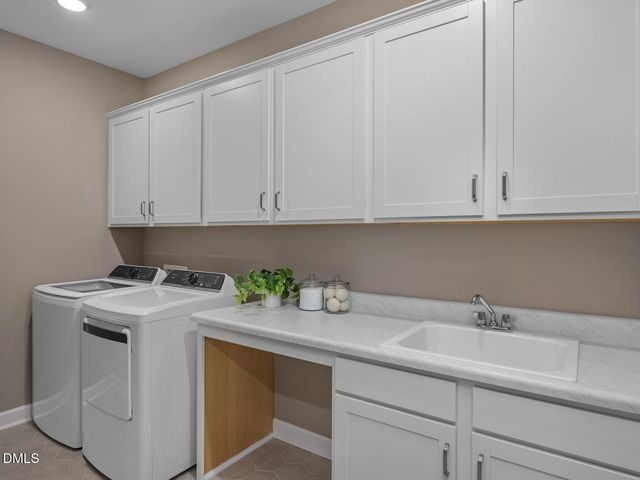 733 Dragonfly Pond Way, Wake Forest, NC 27587