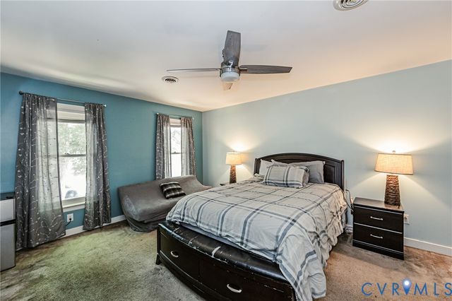 5312 Oak Leaf Ln, Prince George, VA 23875