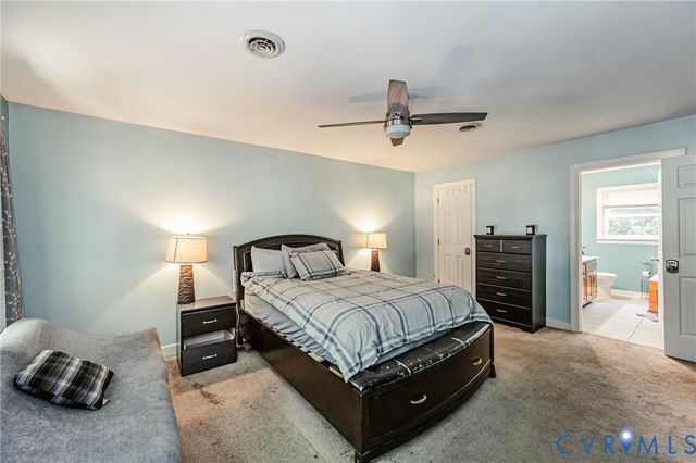 5312 Oak Leaf Ln, Prince George, VA 23875
