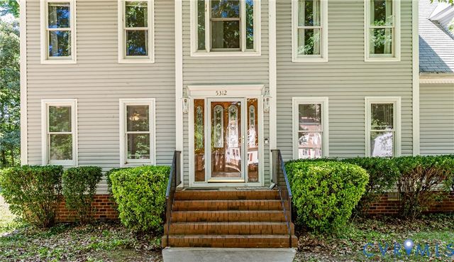 5312 Oak Leaf Ln, Prince George, VA 23875