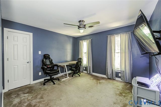 5312 Oak Leaf Ln, Prince George, VA 23875