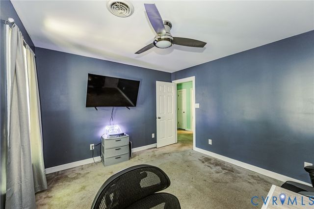5312 Oak Leaf Ln, Prince George, VA 23875
