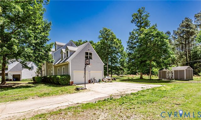 5312 Oak Leaf Ln, Prince George, VA 23875