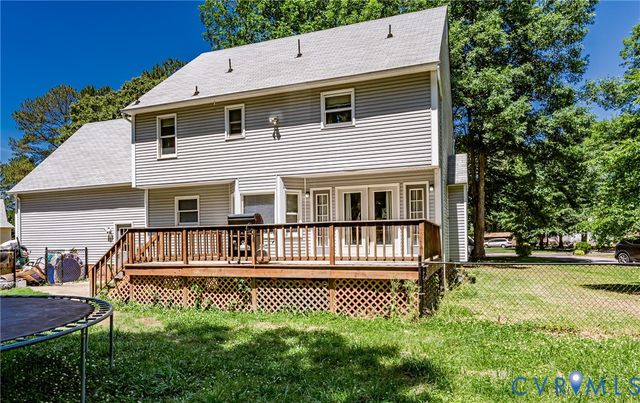 5312 Oak Leaf Ln, Prince George, VA 23875