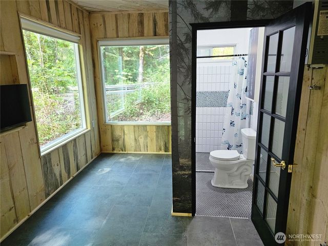 170 NE Elfendahl Pass Road, Belfair, WA 98528
