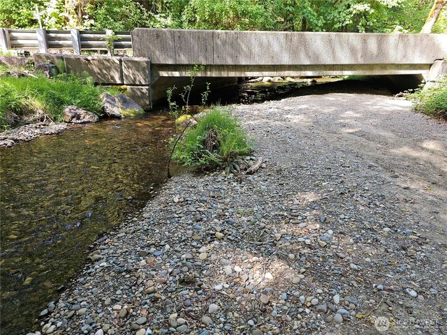 170 NE Elfendahl Pass Road, Belfair, WA 98528