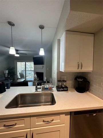 250 El Dorado Boulevard 150, Webster, TX 77598