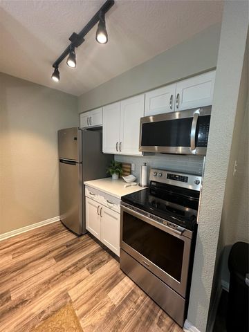 250 El Dorado Boulevard 150, Webster, TX 77598