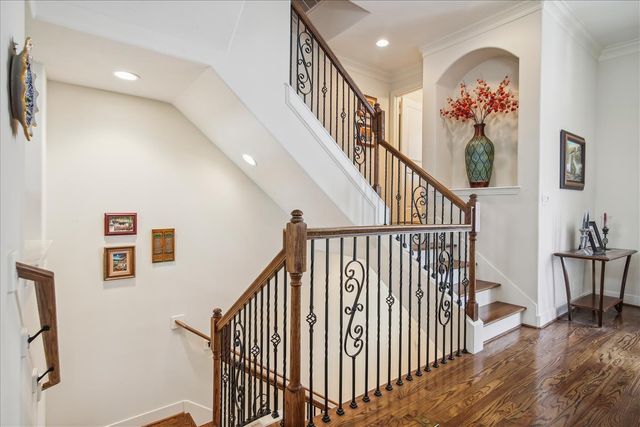 4214 Dickson Street, Houston, TX 77007