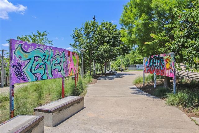 4214 Dickson Street, Houston, TX 77007
