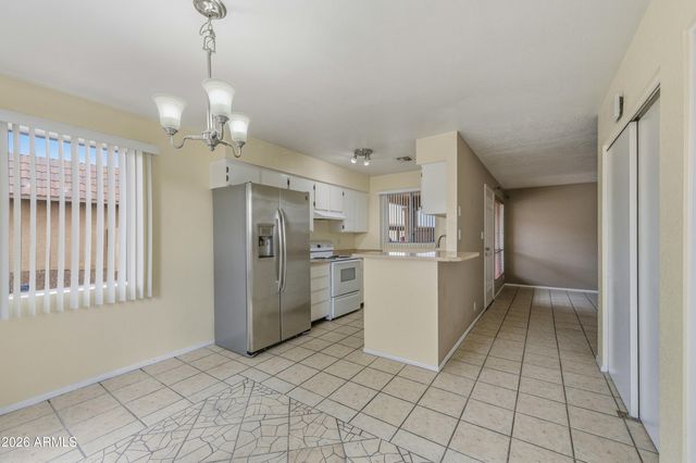 501 W YUKON Drive 4, Phoenix, AZ 85027