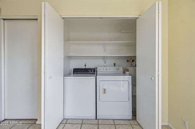 501 W YUKON Drive 4, Phoenix, AZ 85027