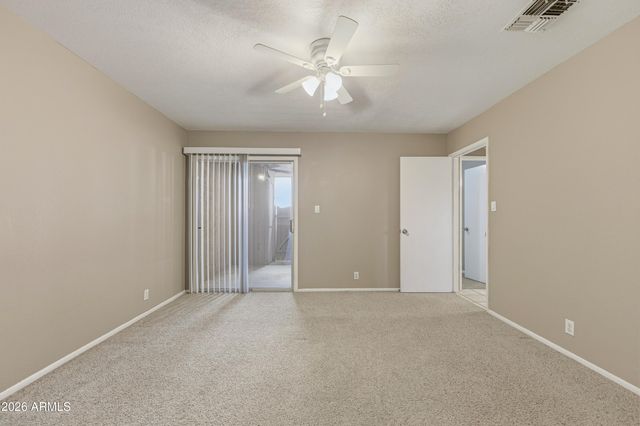 501 W YUKON Drive 4, Phoenix, AZ 85027