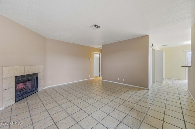 501 W YUKON Drive 4, Phoenix, AZ 85027