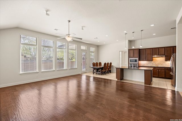 30080 CIBOLO MDW, Fair Oaks Ranch, TX 78015