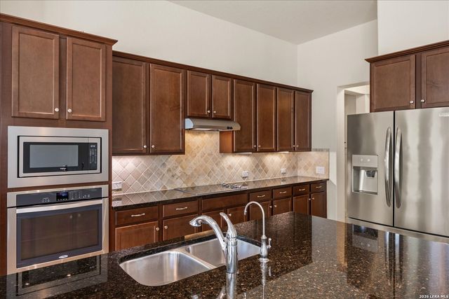 30080 CIBOLO MDW, Fair Oaks Ranch, TX 78015