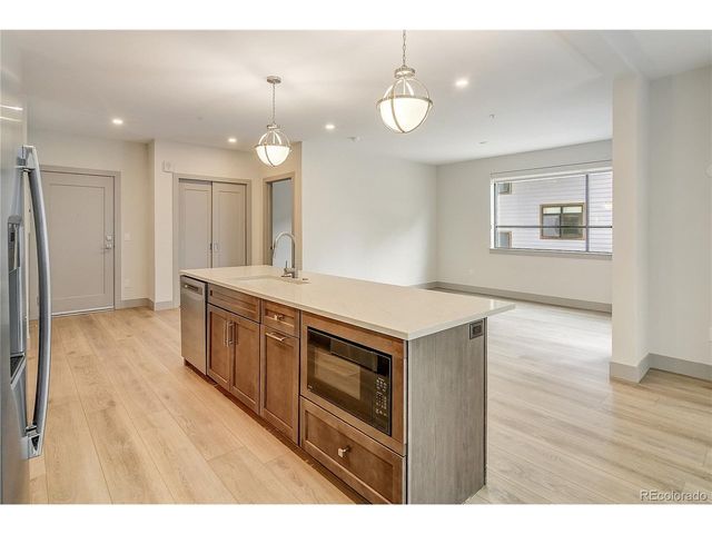 75 W 4th St 204W, Silverthorne, CO 80498