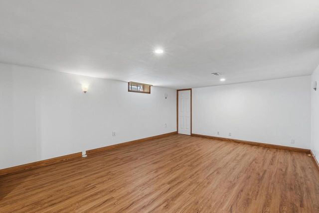3848 N 101st STREET, Wauwatosa, WI 53222
