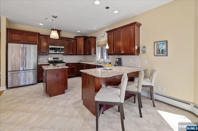 54 Van Nostrand Avenue, Englewood Cliffs, NJ 07632