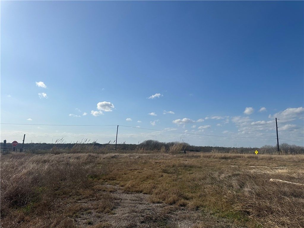 000 Fricks Road, Bayside, TX 78340 — photo 4