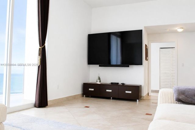 16699 Collins Ave 1003, Sunny Isles Beach, FL 33160