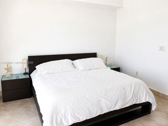 16699 Collins Ave 1003, Sunny Isles Beach, FL 33160