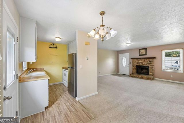 2901 Waterford Drive, Gainesville, GA 30504