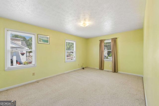 2901 Waterford Drive, Gainesville, GA 30504