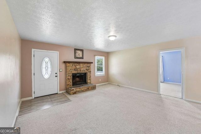 2901 Waterford Drive, Gainesville, GA 30504