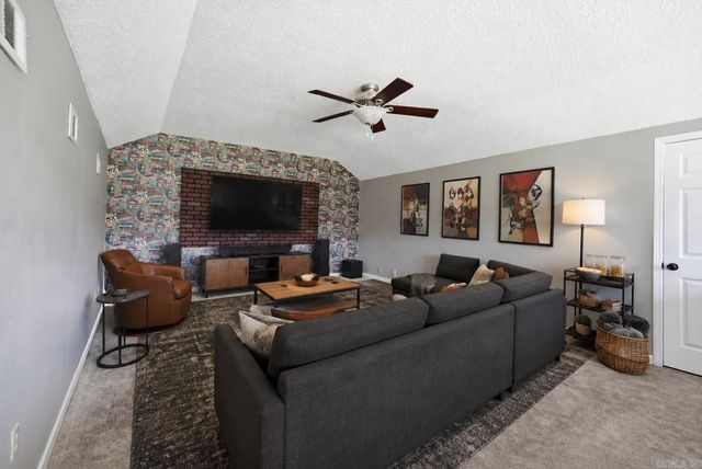117 W Lea Circle, Bryant, AR 72022
