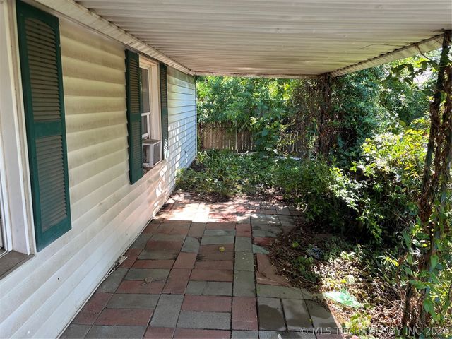 4743 E 6th Street, Tulsa, OK 74112