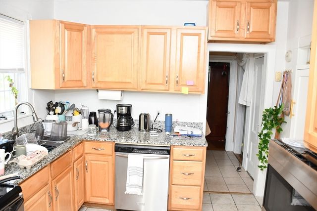 619 Union St, Rockland, MA 02370