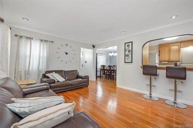 6722 166th Street, Fresh Meadows, NY 11365