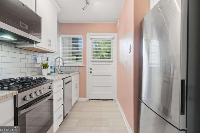 2230 Cheshire Bridge Road NE 113, Atlanta, GA 30324