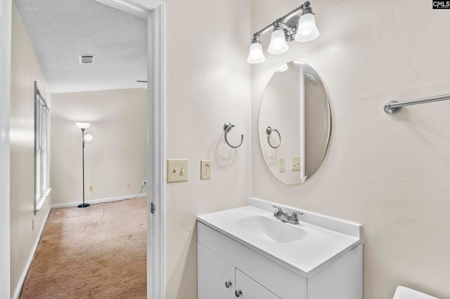 80 N Lake Pointe Drive, Columbia, SC 29229