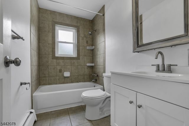 514 Andria Ave 165, Hillsborough Twp., NJ 08844