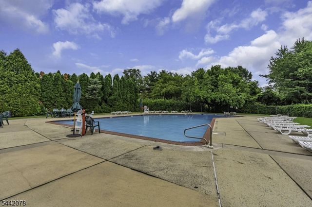 514 Andria Ave 165, Hillsborough Twp., NJ 08844