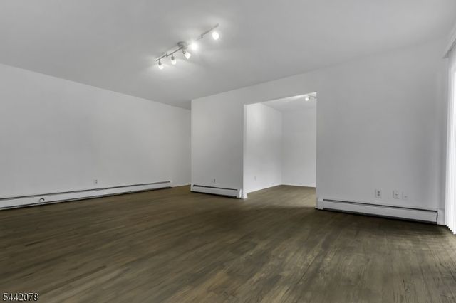 514 Andria Ave 165, Hillsborough Twp., NJ 08844