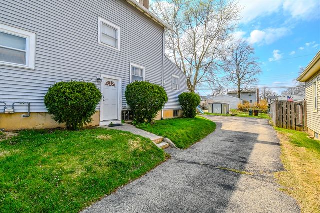 2713 San Rae Drive, Kettering, OH 45419