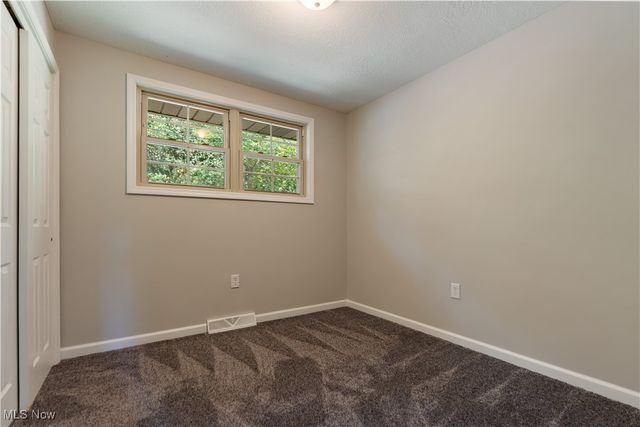 5265 Pin Oak Avenue NW, Massillon, OH 44647